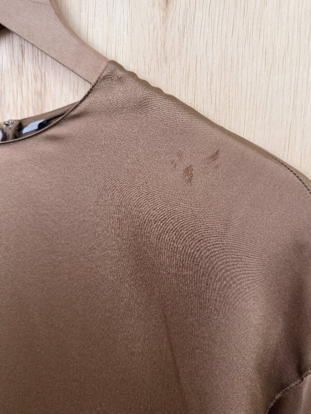Vince Silk Wide Sleeve Blouse Light Brown XS - Picture 5 of 8